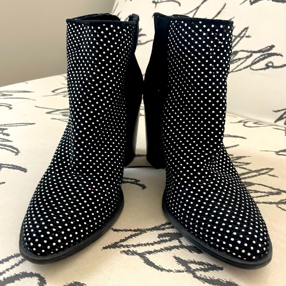 Women’s Madden Girl boots size 7.5 black with rhinestone